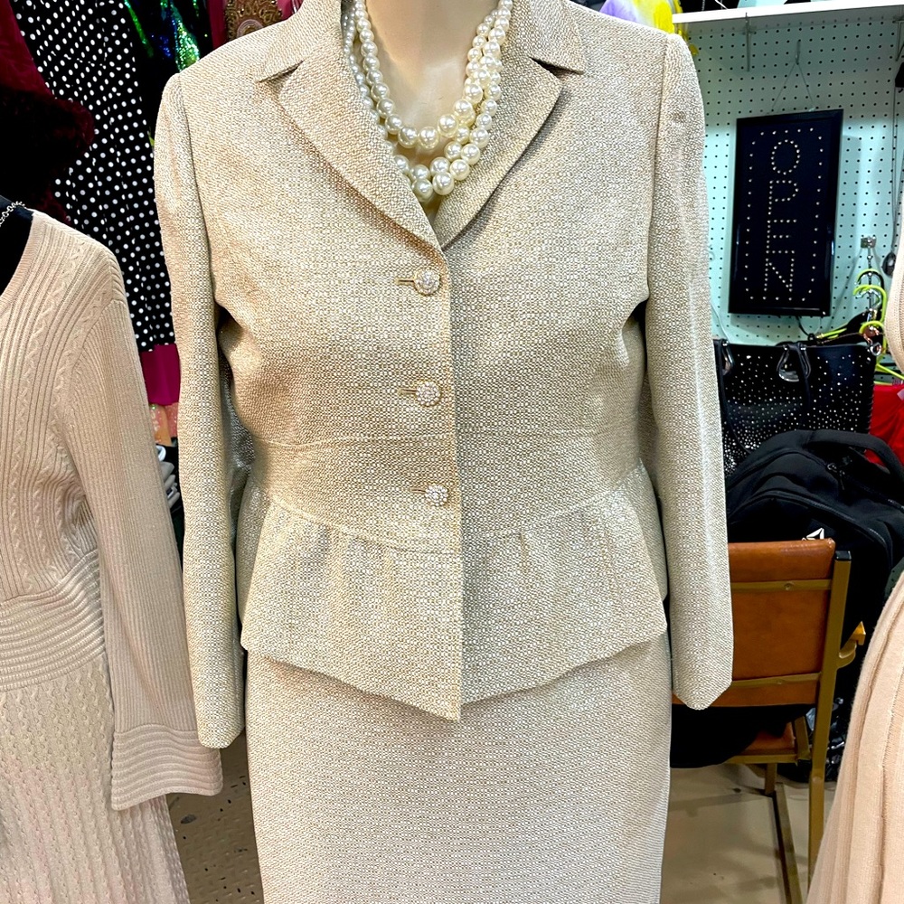 Beautiful 2 piece tan suit